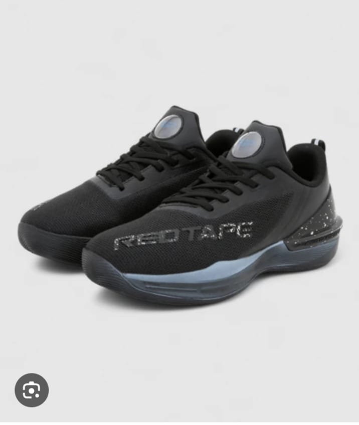 Shoes redtape